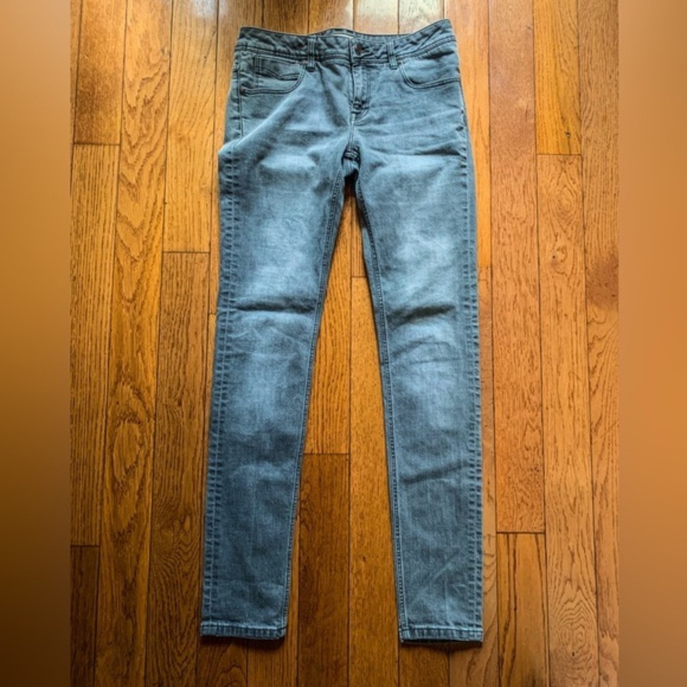 Burberry Women's Skinny Jeans - Light Blue Wash